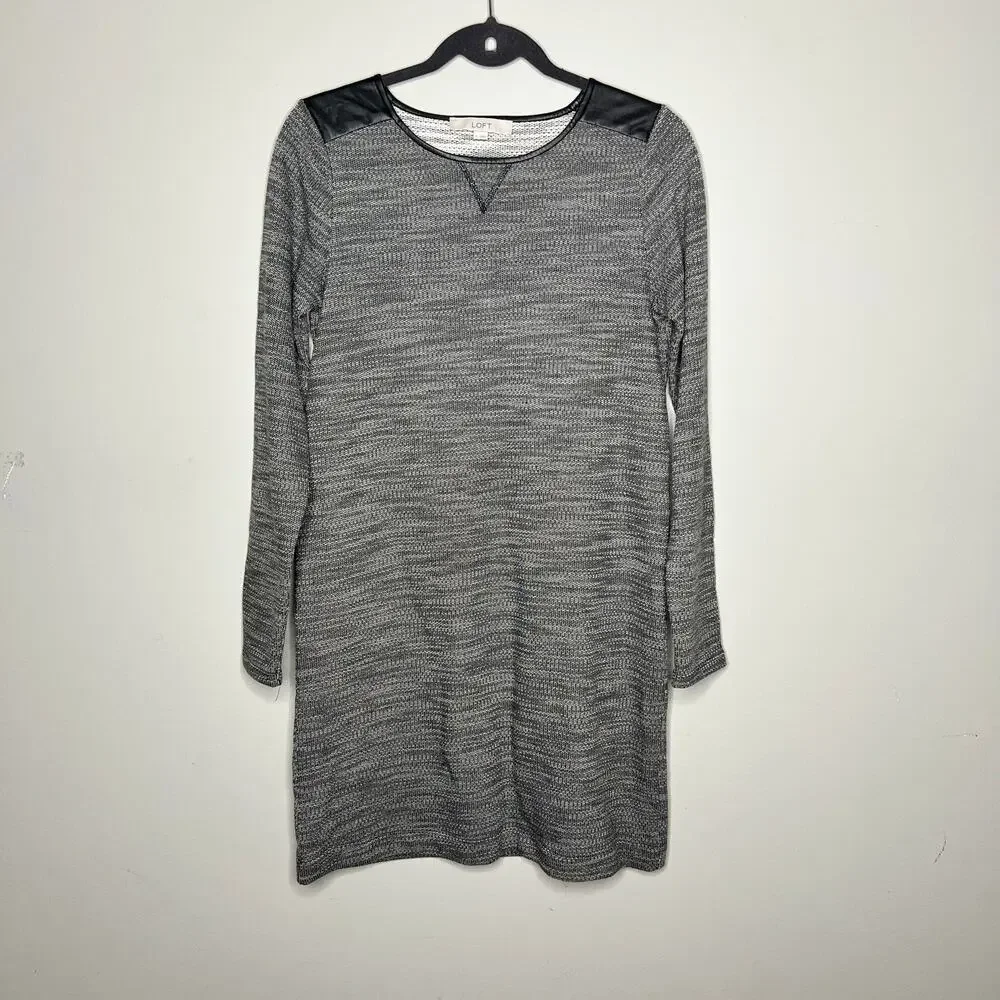 Loft‎ Gray Long Sleeve Faux Leather Shoulder Crew Neck Knit Shift Dress Sz Small - Picture 2 of 7